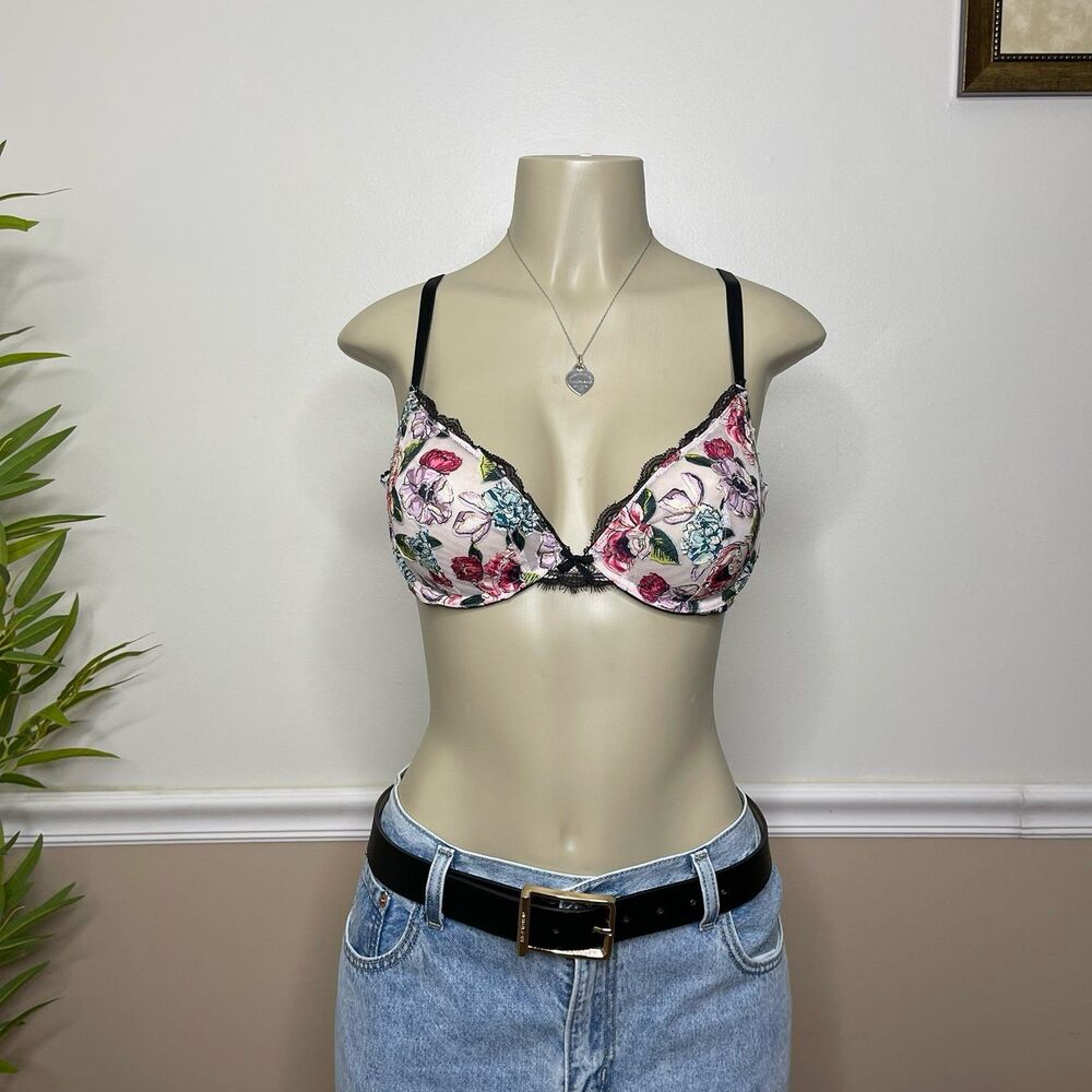 Victoria's Secret Very Sexy Low Cut Embroidered Unlined Demi Bra
